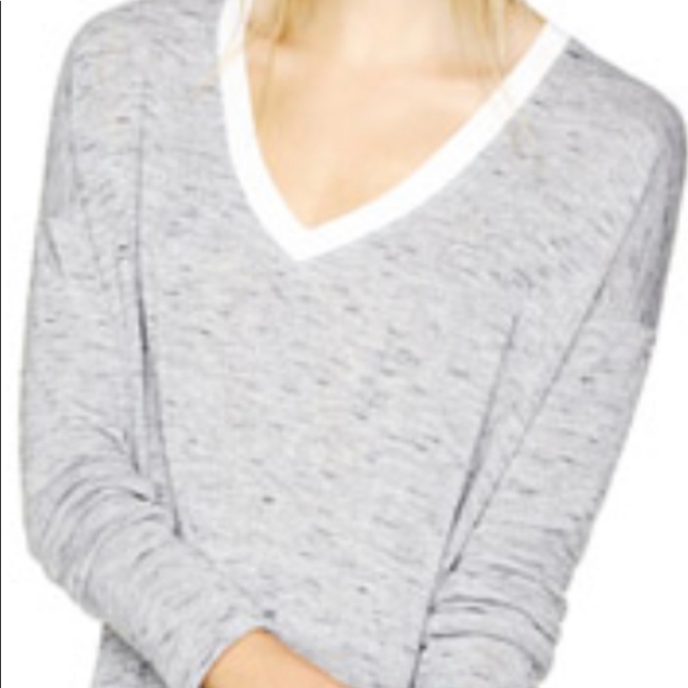 ARITZIA- Wilfred Sherbrooke T-Shirt Sweater